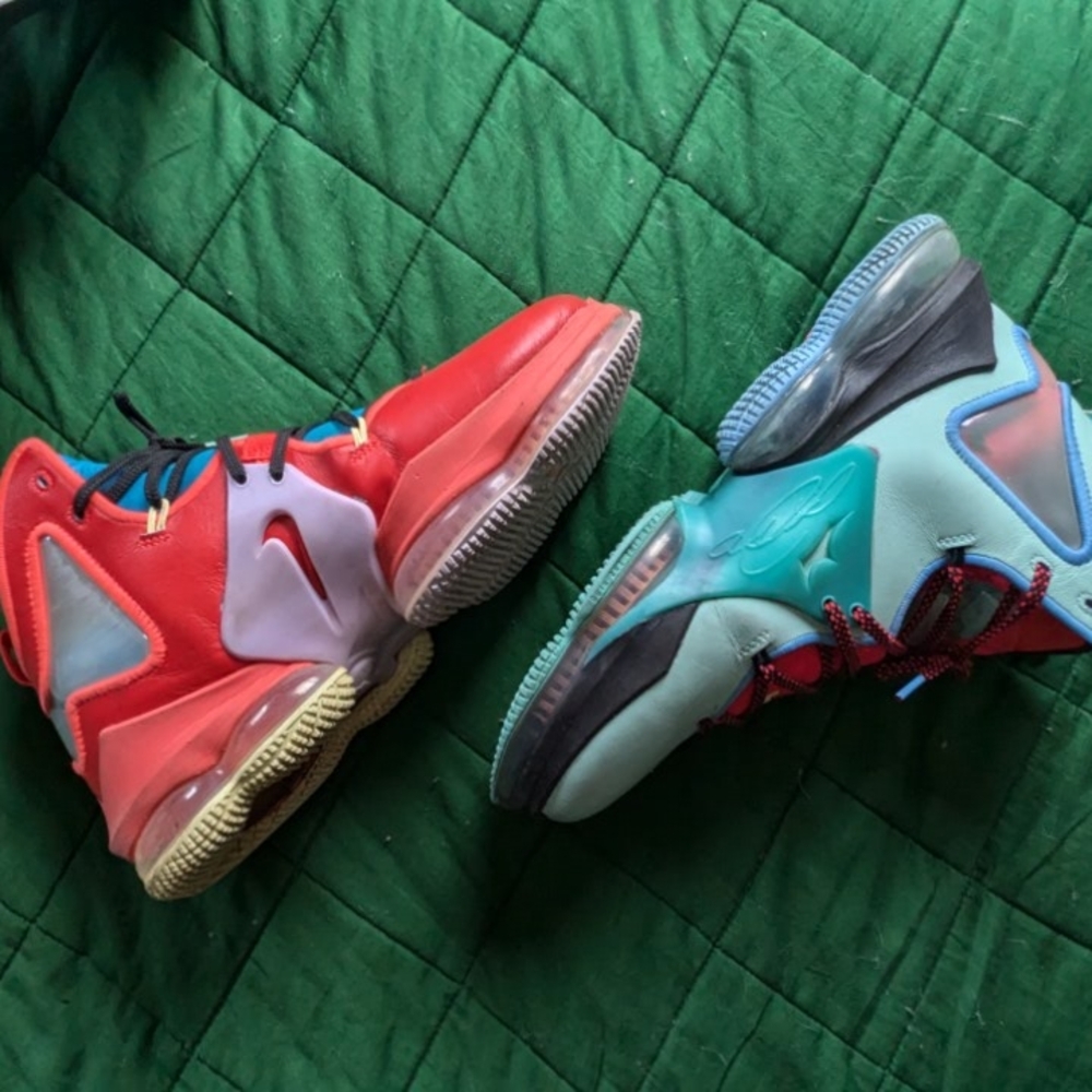 Used LeBron 19 "All Star"